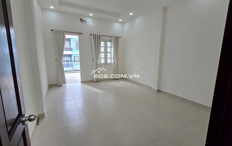 Cực Phẩm• Ngay PMH• 4 Tầng• Sân thượng • O tô Ngủ Trong Nhà• Chỉ 13tỷ5