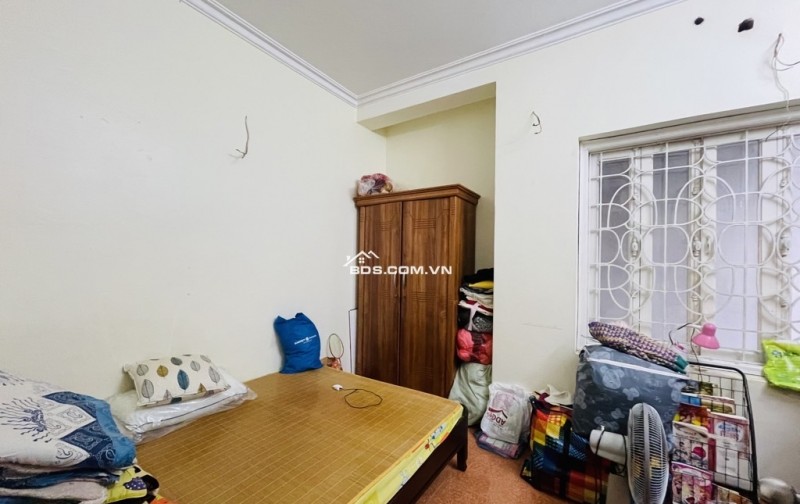 Bán nhà đường Lạc Long Quân, Tây Hồ, Hà Nội