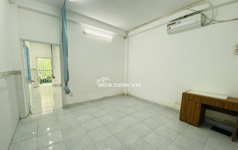 Hot Nhất Q7• Chỉ Còn 1 Lô Duy Nhất• Đất 148M2(4x37)• Ngay Lâm Văn Bền• Xây 6 Tầng