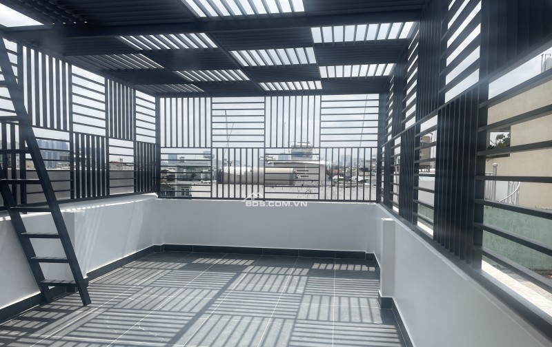 Nhà Mặt Tiền Khu Cư Xá Ngân Hàng• 5 Tầng• 92m2(4x23)• 5PN• 5WC• Có Thang Máy