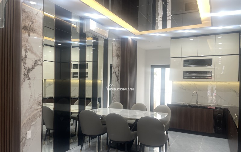 Nhà Mặt Tiền Khu Cư Xá Ngân Hàng• 5 Tầng• 92m2(4x23)• 5PN• 5WC• Có Thang Máy