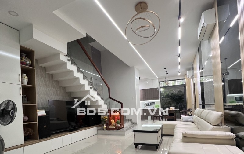 01 Căn Duy Nhất Khu Phú Mỹ• View Sông• Nhà Đẹp Mới 100%• 4 Tầng• 90M2(5x18)• 5PN• 6WC