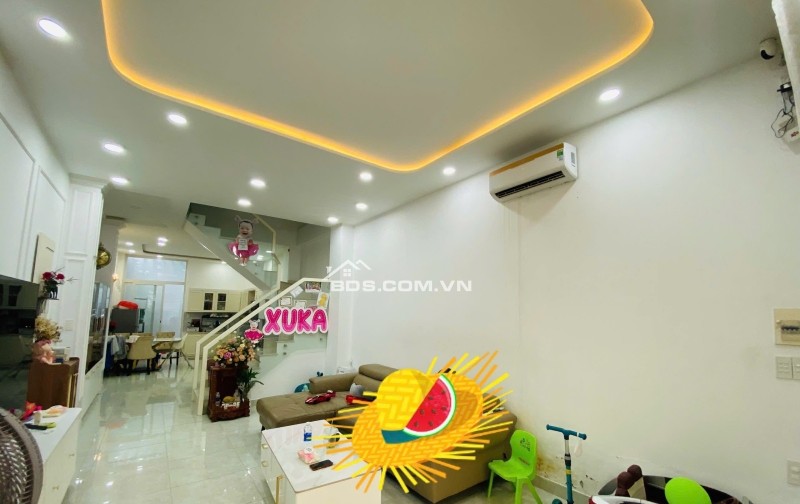 NHÀ PHỐ 4 TẦNG – CẠNH PHÚ MỸ HƯNG – XE HƠI NGỦ TRONG NHÀ – GÒ Ô MÔI – Q7