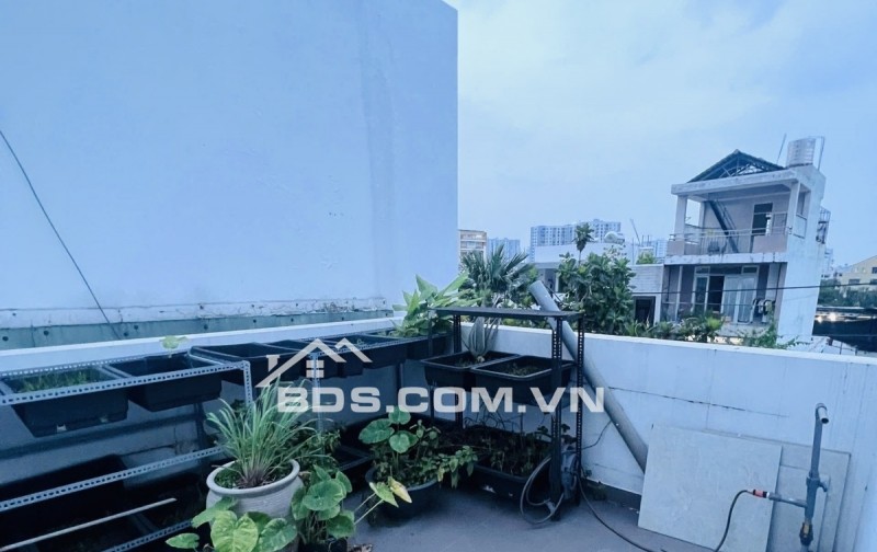 NHÀ PHỐ 4 TẦNG – CẠNH PHÚ MỸ HƯNG – XE HƠI NGỦ TRONG NHÀ – GÒ Ô MÔI – Q7