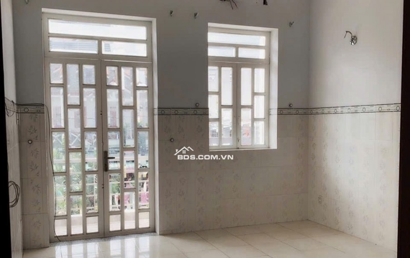 SIÊU PHẨM MẶT TIỀN ĐƯỜNG PHÚ THUẬN – TRUNG TÂM QUẬN 7 – GIÁ CHỈ BẰNG NHÀ HẺM