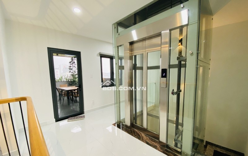 Nhà Mới Xây Đẹp 100%• Phú Mỹ• Q7• Gần Phú Mỹ Hưng• 90m2(5x18)• Ngang 5 Lớn• 4 Tầng• 4PN• 4WC• Có Thang Máy Xịn