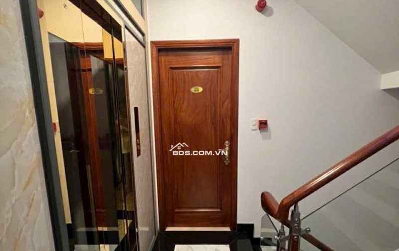 Mặt Tiền Kinh Doanh• Mai Văn Vĩnh• Q7• 5 Tầng• 87M2(5.2x17)• Sân Thượng• Nhà Đẹp• Thang Máy Xịn