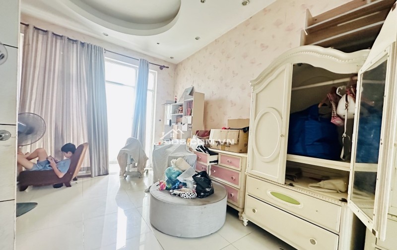 Nhà 5 Tầng• Tân Quy• Quận 7• 144M2(8x18)• 5PN• Sổ Hồng Riêng• Ngay Siêu Thị Lotte