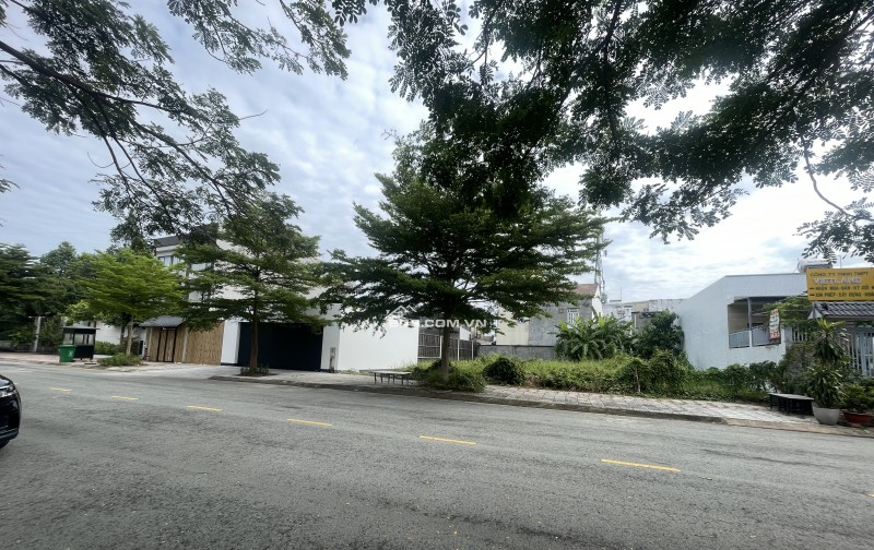 Đất KDC Bộ Công An• Phạm Hữu Lầu• Phước Kiển• Nhà Bè• 135M2(5x27)• View Gần Sông• Hiếm Có