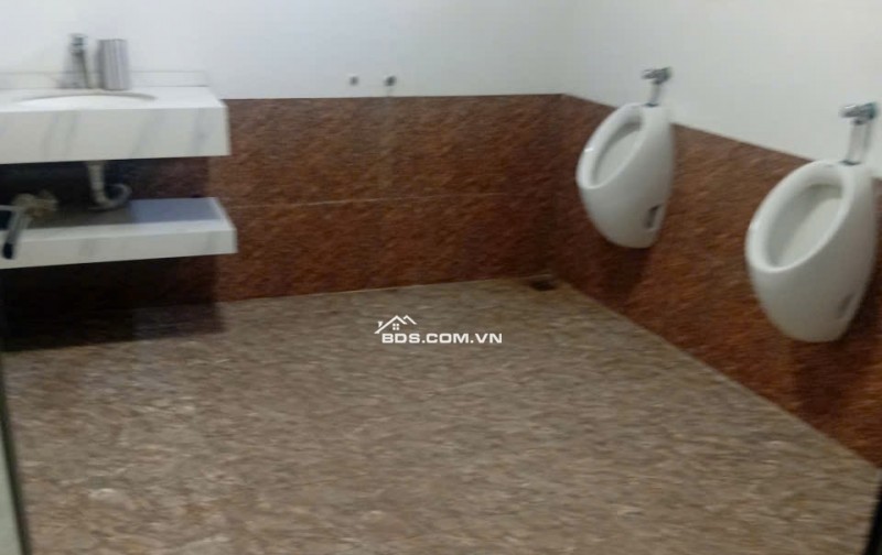 Mặt bằng văn phòng, kho Xuân Đỉnh thang máy phòng cháy 140m2 giá 12tr/th