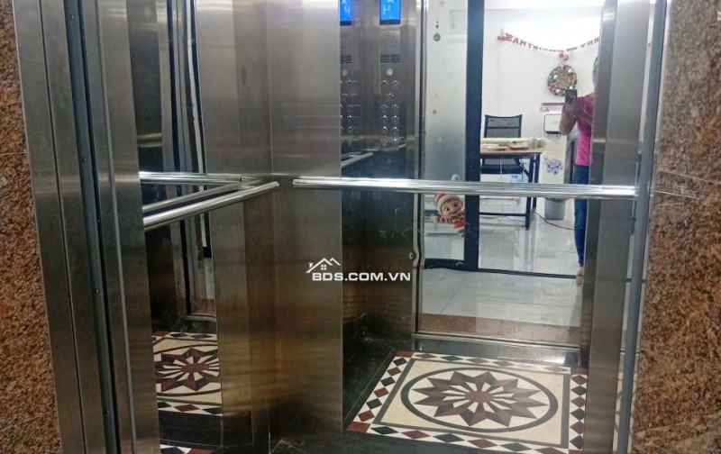 Mặt bằng văn phòng, kho Xuân Đỉnh thang máy phòng cháy 140m2 giá 12tr/th