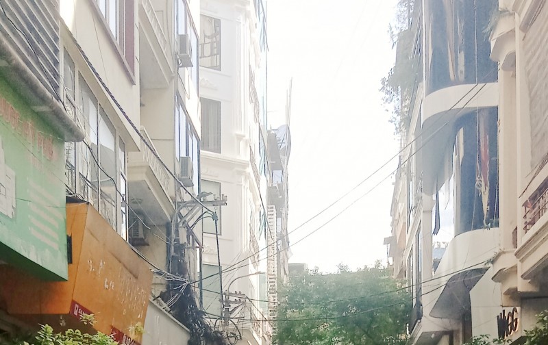 BĐS Hoàng Mai - Giải Phóng ,7tầng Thang Máy.Mặt đường xe tải tránh,Vị trí đẹp,mặt tiền rộng,kinh doanh tốt .Giá đẹp.