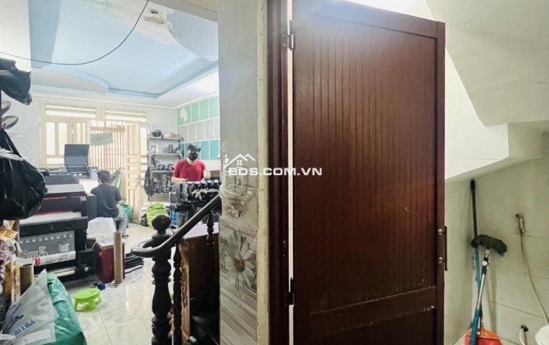 Nhà Bán  Hồng Bàng Q6, liền kề Q5 vài bước ra hẻm xe hơi