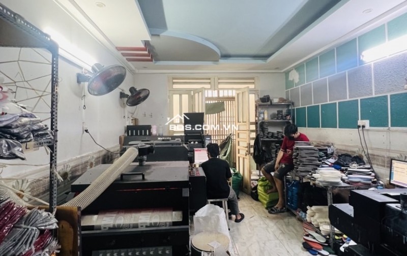 Nhà Bán  Hồng Bàng Q6, liền kề Q5 vài bước ra hẻm xe hơi