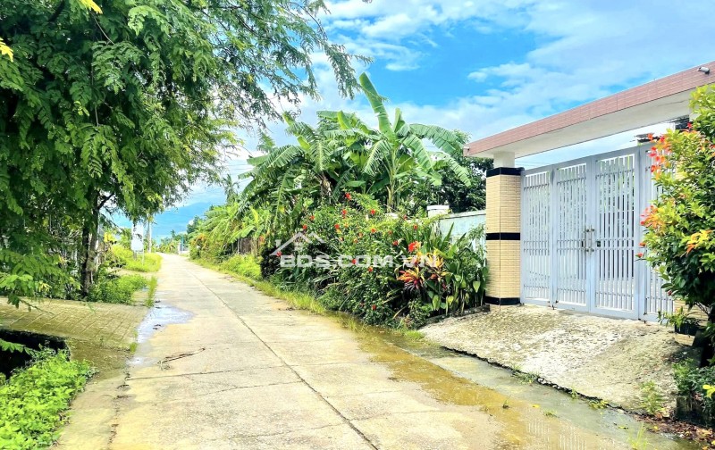 Bán đất nằm ngay trục chính giáp Hoà Vang - Cách lộ chỉ 300m - Giá chỉ 7xxtr