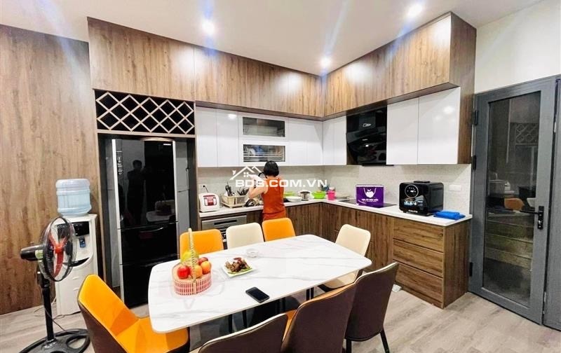 Bán Nhà Nguyễn Đức Cảnh