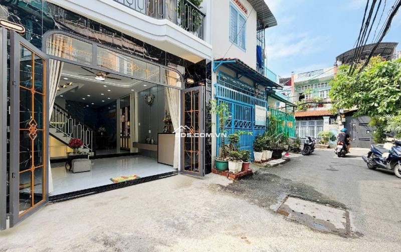 HẺM XE HƠI QUANG TRUNG - P10 GV - 2 TẦNG - 4.35x11 - NHỈNH 5 Tỷ