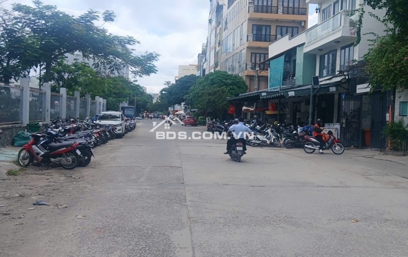 Mặt tiền D5, Bình Thạnh 5 tầng BTCT 16.8 tỷ