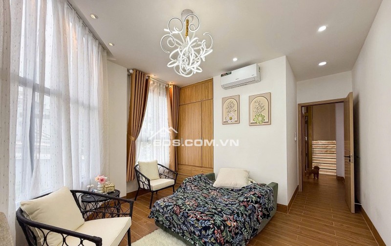 Siêu phẩm 5 tầng thang máy Bình Thạnh 12.9 tỷ