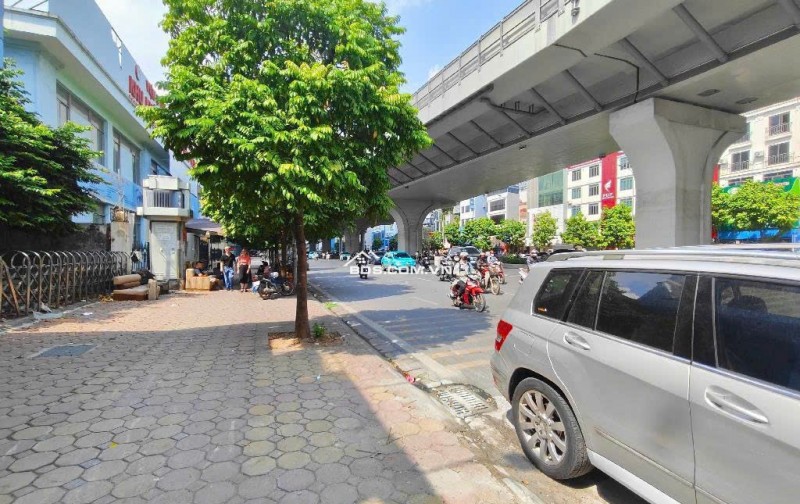 BÁN MẶT PHỐ TRƯỜNG CHINH- LÔ GÓC 3 THOÁNG- VỈA HÈ- KINH DOANH SẦM UẤT- MẶT TIỀN SIÊU RỘNG- 188M-3 TẦNG- 50 TỶ