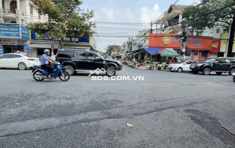 Chính chủ bán Nhà Lô Góc 2 Mặt Tiền Đường Trương Định, Tân Mai, TP Biên Hòa, Tỉnh Đồng Nai