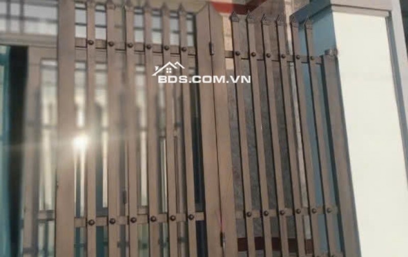 Chính Chủ Chuyển Về Thành Phố Cần Bán Nhà 1 Trệt 1 Lầu Mặt Tiền Đường Mỹ Hạnh Bắc, Đức Hòa, Long An