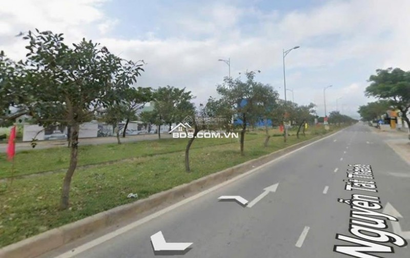 Bán đất thổ cư Nguyễn Tất Thành, Liên Chiểu, Đà Nẵng. 210m2, sổ đỏ, giá 14.5 tỷ, hướng Đông Nam. LH: 0877661879