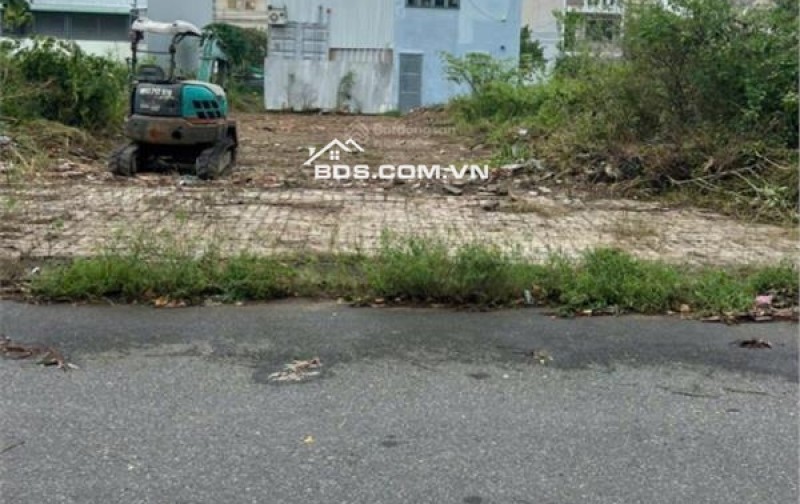 Bán đất thổ cư Lê Thương, Hòa Hiệp Nam, Liên Chiểu, Đà Nẵng. 117m2, 5x23m, giá 4.45  tỷ, sổ đỏ, hướng Tây Nam. LH: 0877661879