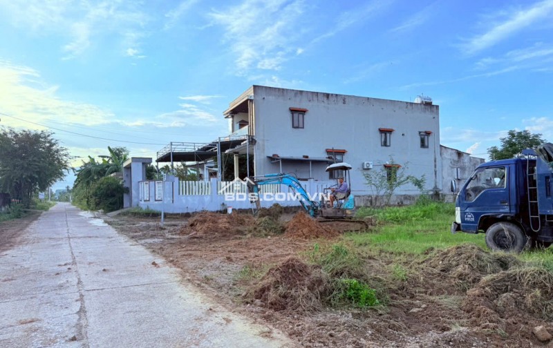  CHỈ CÒN 4 LÔ ĐẤT NAM HÒA TIẾN GIÁP RANH HÒA KHƯƠNG – CƠ HỘI SINH LỜI 2025!