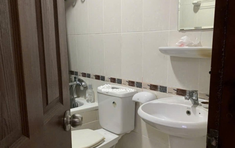 C/c Coopmart Nhiêu Lộc, Trường Sa, Q3, 78m2, 2PN, Tolet, 13tr/th.