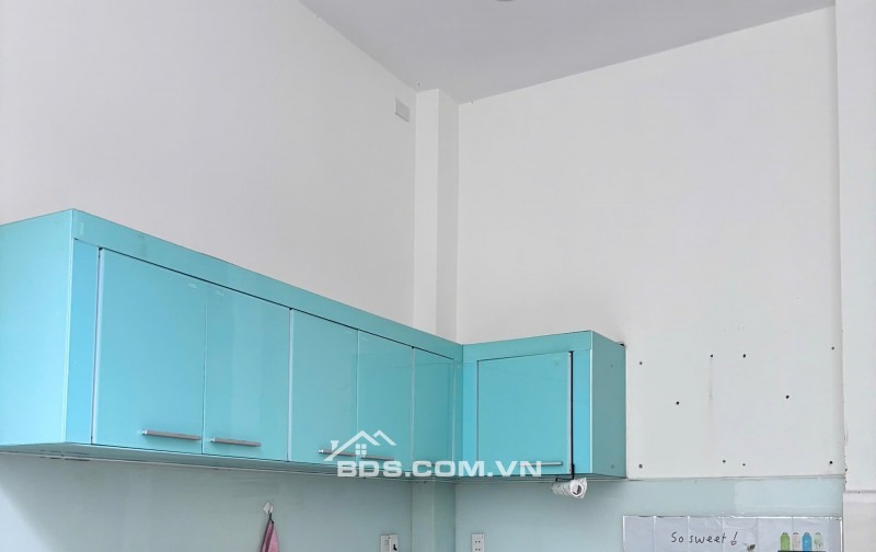 Nhà 4 tầng Bình Phú 2 P10 Q6 (4x15) giá chỉ 8 tỷ 500 có bớt