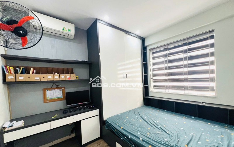 Nhà vừa làm lại, Căn hộ Idico, 75m2, Lũy Bán Bích, TP, 9tr7/th, Ở liền.