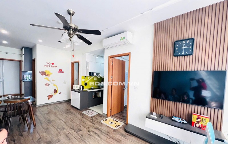 Nhà vừa làm lại, Căn hộ Idico, 75m2, Lũy Bán Bích, TP, 9tr7/th, Ở liền.