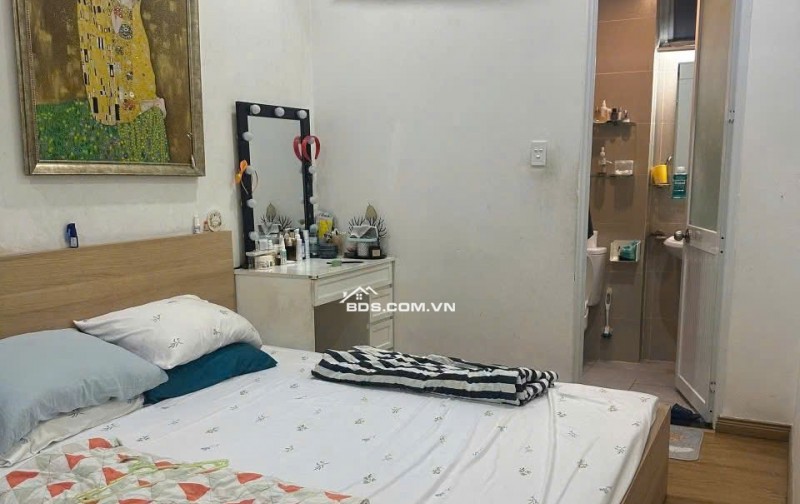 90m2, 2PN, 2WC, Nhà mới, giá 10tr, C/c Phúc Yên, Phan Huy Ích, TB.