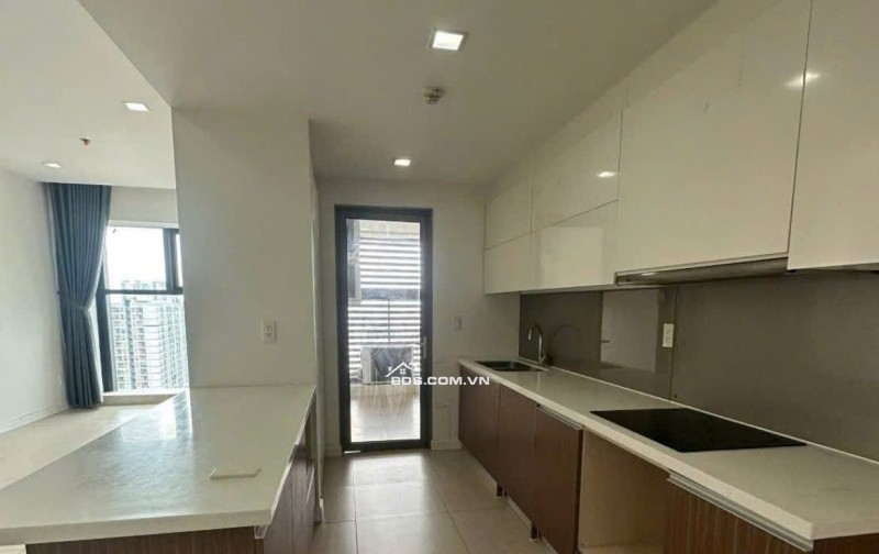 C/c Phú Thạnh, Nguyễn Sơn, TP: Căn Góc, Nhà mới 120m2, 3PN, 10tr5/th