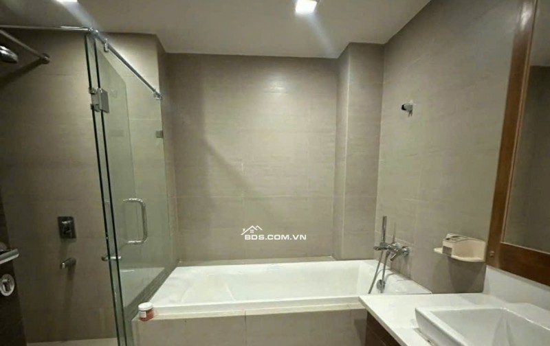 C/c Phú Thạnh, Nguyễn Sơn, TP: Căn Góc, Nhà mới 120m2, 3PN, 10tr5/th