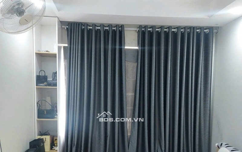 Chỉ 10tr5/th, Căn hộ 55m2, Nội thất đủ, C/C Screc, Trường Sa, Quận 3.