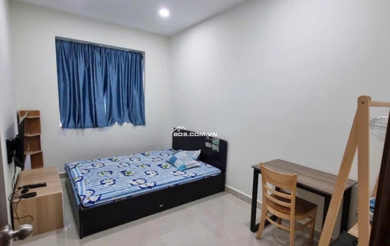 Chung cư Miếu Nổi, Vũ Huy Tân, BT: 72m2, 2p ngủ có ban công, 11tr.