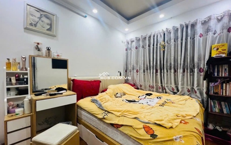 Bán nhà Vũ Tông Phan – 33m x 5 tầng mới – Ô tô đỗ cách 15m – 2 mặt thoáng, phù hợp ở kết hợp kinh doanh