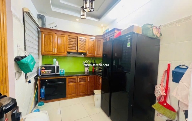 Bán nhà Vũ Tông Phan – 33m x 5 tầng mới – Ô tô đỗ cách 15m – 2 mặt thoáng, phù hợp ở kết hợp kinh doanh