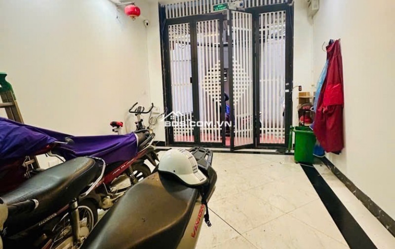 Bán nhà Tô Vĩnh Diện 42m x 8 tầng thang máy - Lô góc 2 thoáng - 30m ra ô tô tránh - Tặng full nội thất