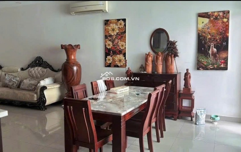 Căn hộ Nam Kỳ Khởi Nghĩa, Q3: 90m2, 2p ngủ rộng, Nội thất, 10tr7/th.