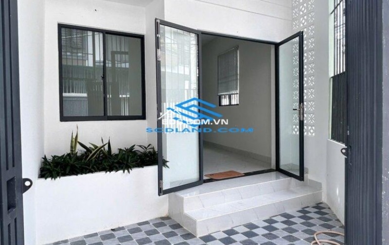 Bán căn nhà cấp 4 lô góc 2 mặt tiền đường Đặng Lộ, Vĩnh Hải, Nha Trang