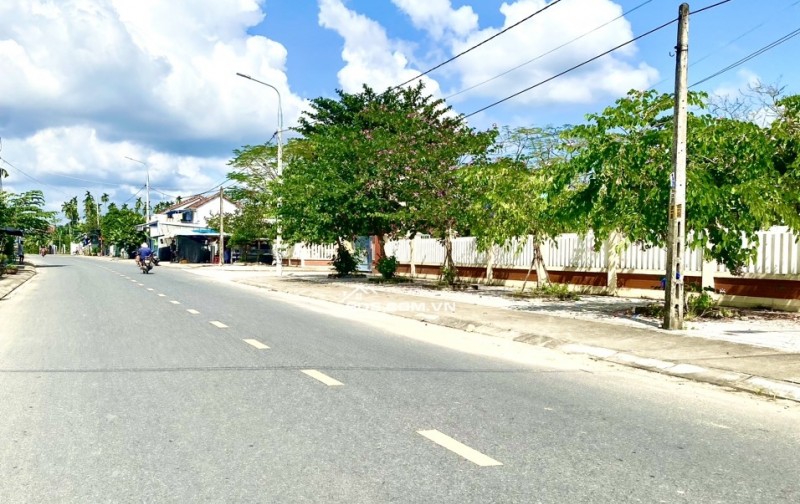  Đất Mặt Tiền Đường Trần Bình Trọng- Xã Nam Phước- Gần 120m2 ngang 6m đường thông Giá 8xx