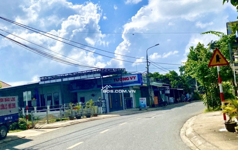  Đất Mặt Tiền Đường Trần Bình Trọng- Xã Nam Phước- Gần 120m2 ngang 6m đường thông Giá 8xx