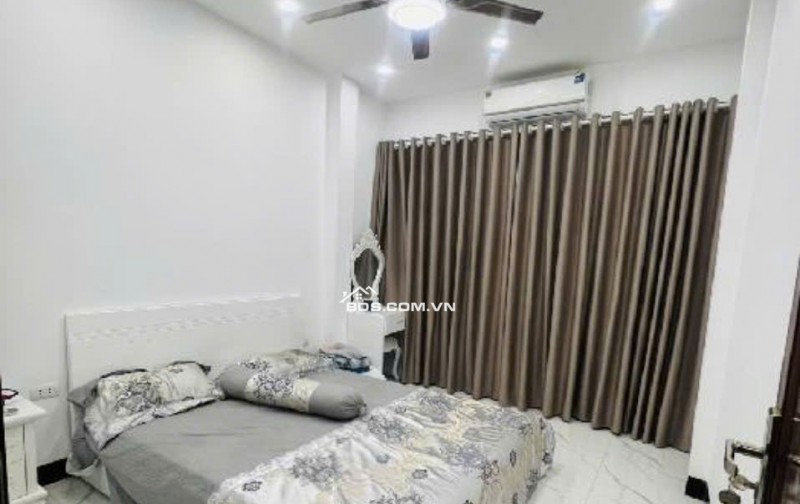 SIÊU HIẾM! LÔ GÓC 2 THOÁNG - Ô TÔ ĐỖ CỬA - THANG MÁY - KINH DOANH PHÚ DIỄN