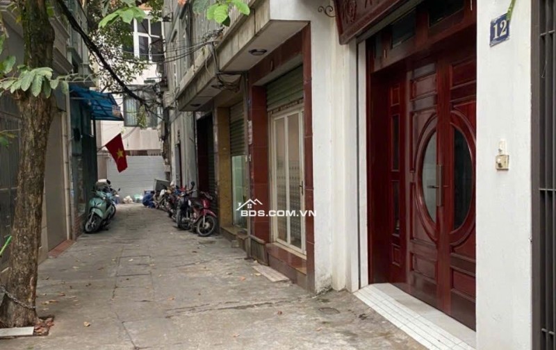 NHÀ HẺM XE HƠI - TRUNG TÂM HẠNH THÔNG GIÁP SÂN BAY - 30M2 - 5.18 TỶ