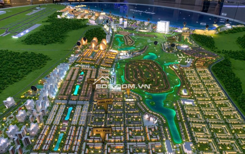 Paragrus 5C.02 hướng ĐN DT: 160m2 giá chỉ 17tr/m2 LH 0917678685