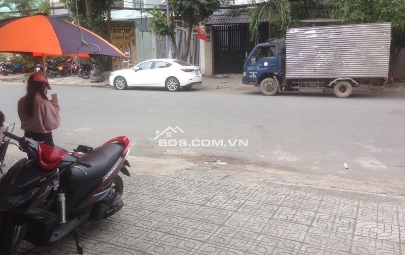 Chính chủ cho thuê nhà mặt tiền đường Hoa Bằng - trung tâm quận Tân Phú