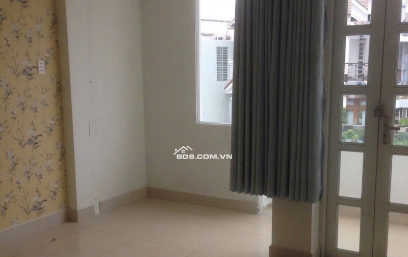 Chính chủ cho thuê nhà mặt tiền đường Hoa Bằng - trung tâm quận Tân Phú